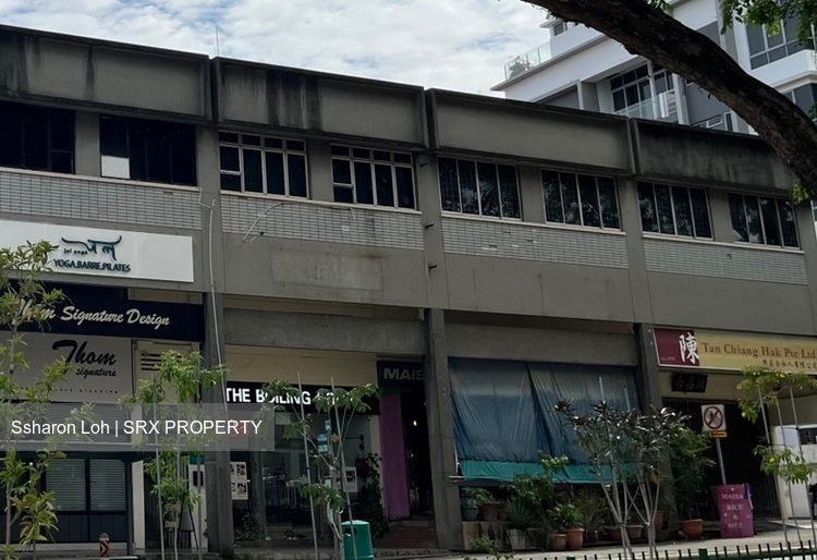 YIO CHU KANG ROAD (D19), Retail #632072891